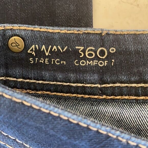 DL1961 Kate Slim Straight Leg Dark Denim Jeans - Picture 15 of 16